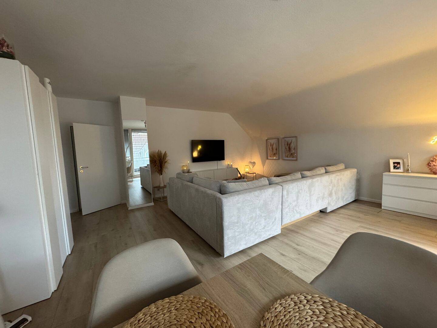 Gemütliche Etagenwohnung mit gelungener Raumaufteilung! Balkon vorhanden!