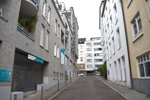 Charmante 3 Zi.- DG Galerie Whg. in 70182 Stgt.-Mitte, zentral im Bohnenviertel - aufgeteilt in 2 Zi.- Whg und 1 Zi.- App. mit eigener Garagenbox – 70182 Stuttgart – Vorschaubild 9