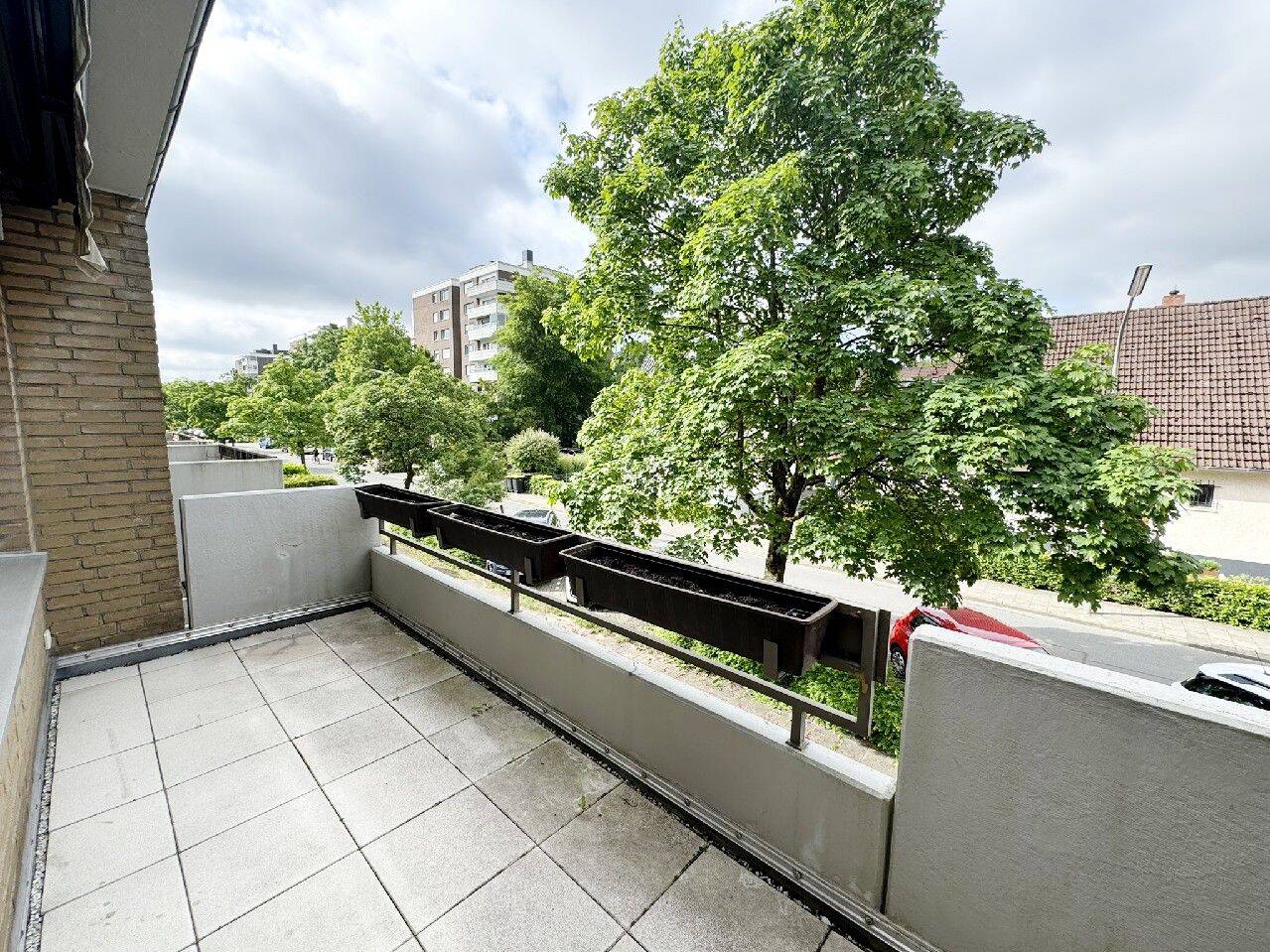 Freigestellte 3-Zimmer-Wohnung mit Garage in der Wüste – Osnabrück – Vorschaubild 3