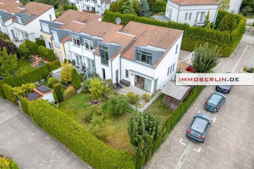 IMMOBERLIN.DE - Extravagantes Reihenendhaus mit Südgarten im Berliner Speckgürtel – Wandlitz – Vorschaubild 2