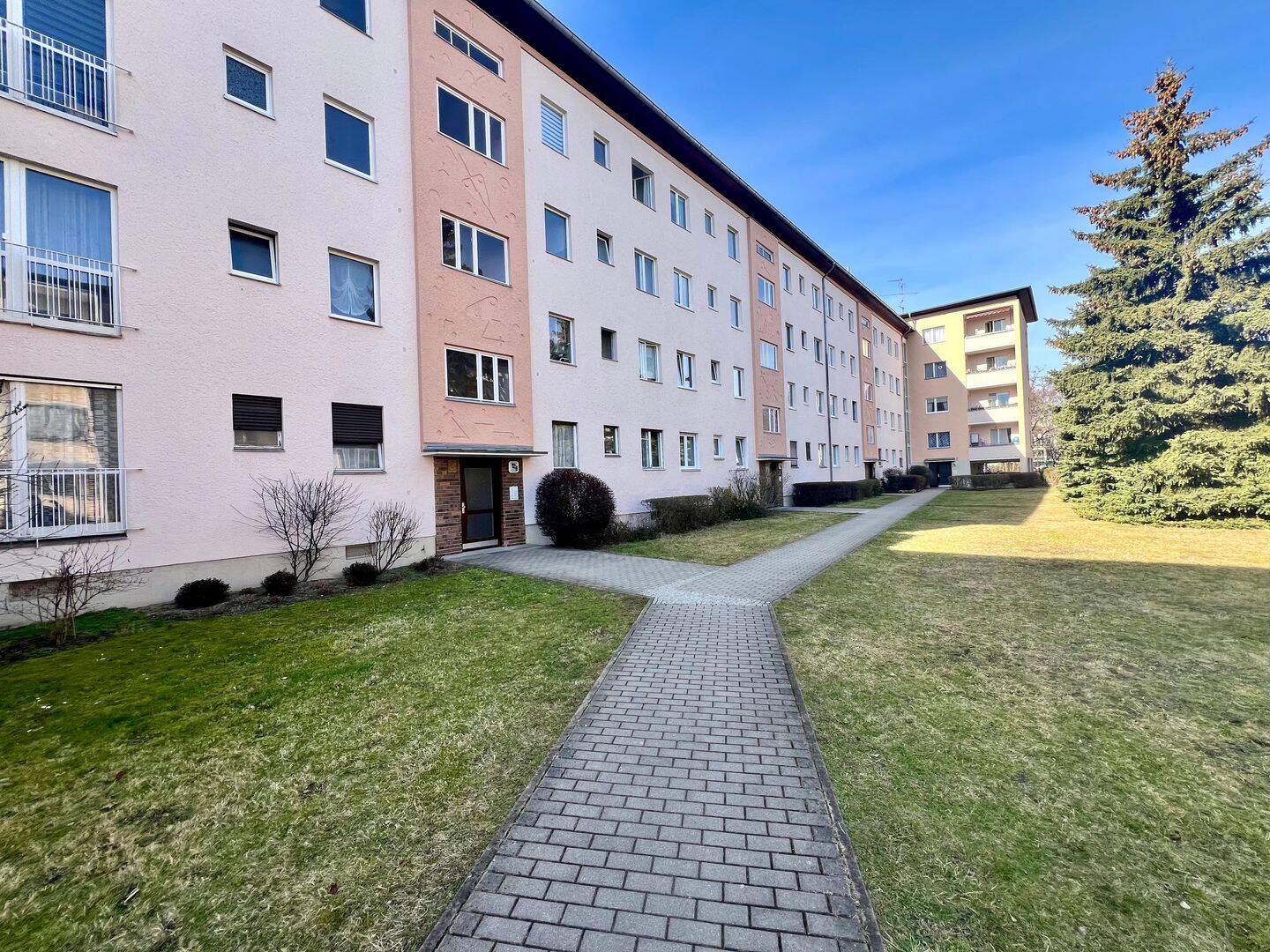 Charmante 1-Zimmer-Wohnung | Berlin-Wittenau | 35 m² | bezugsfrei | Zentralheizung | Keller