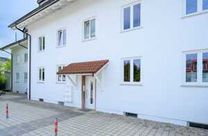 Attraktive Kapitalanlage: Vermietete 3-Zimmer-Wohnung mit Balkon – provisionsfrei ! – 85635 Höhenkirchen-Siegertsbrunn – Vorschaubild 2
