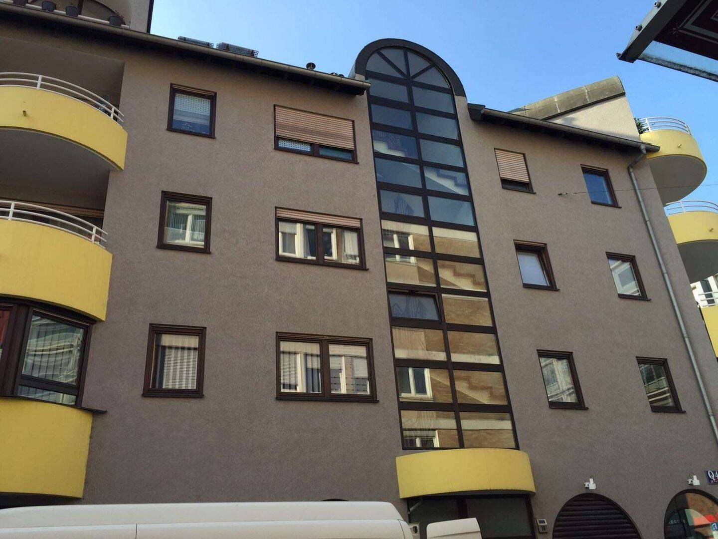Kompakte und zentrale Wohnung in barrierefreiem Gebäude zu verkaufen! Direkt bei Q4 – Mannheim – Vorschaubild 3