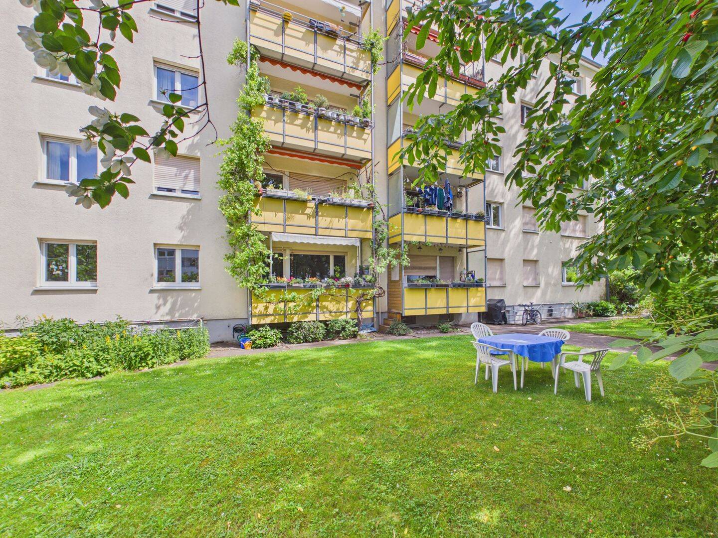 Wertstabile Eigentumswohnung mit attraktiver Rendite und eigenen Garage – Karlsruhe – Vorschaubild 9