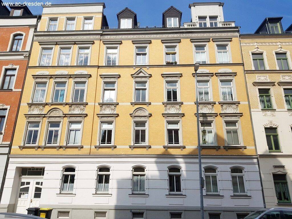 *** SOMMERAKTION - 3 Monate mietfrei *** Lichtdurchflutete und großzügige 2-Zimmer-Wohnung im begehrten Stadtteil Schlosschemnitz