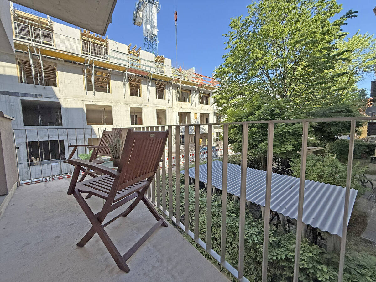 Nähe Theresienwiese - Moderne Maisonette mit 2 Balkonen, Terrasse & Lift direkt in die Wohnung – München – Vorschaubild 8