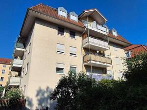 Schicke 3 Zimmer Wohnung im Dachgeschoss mit Balkon – 1159 Dresden – Vorschaubild 2