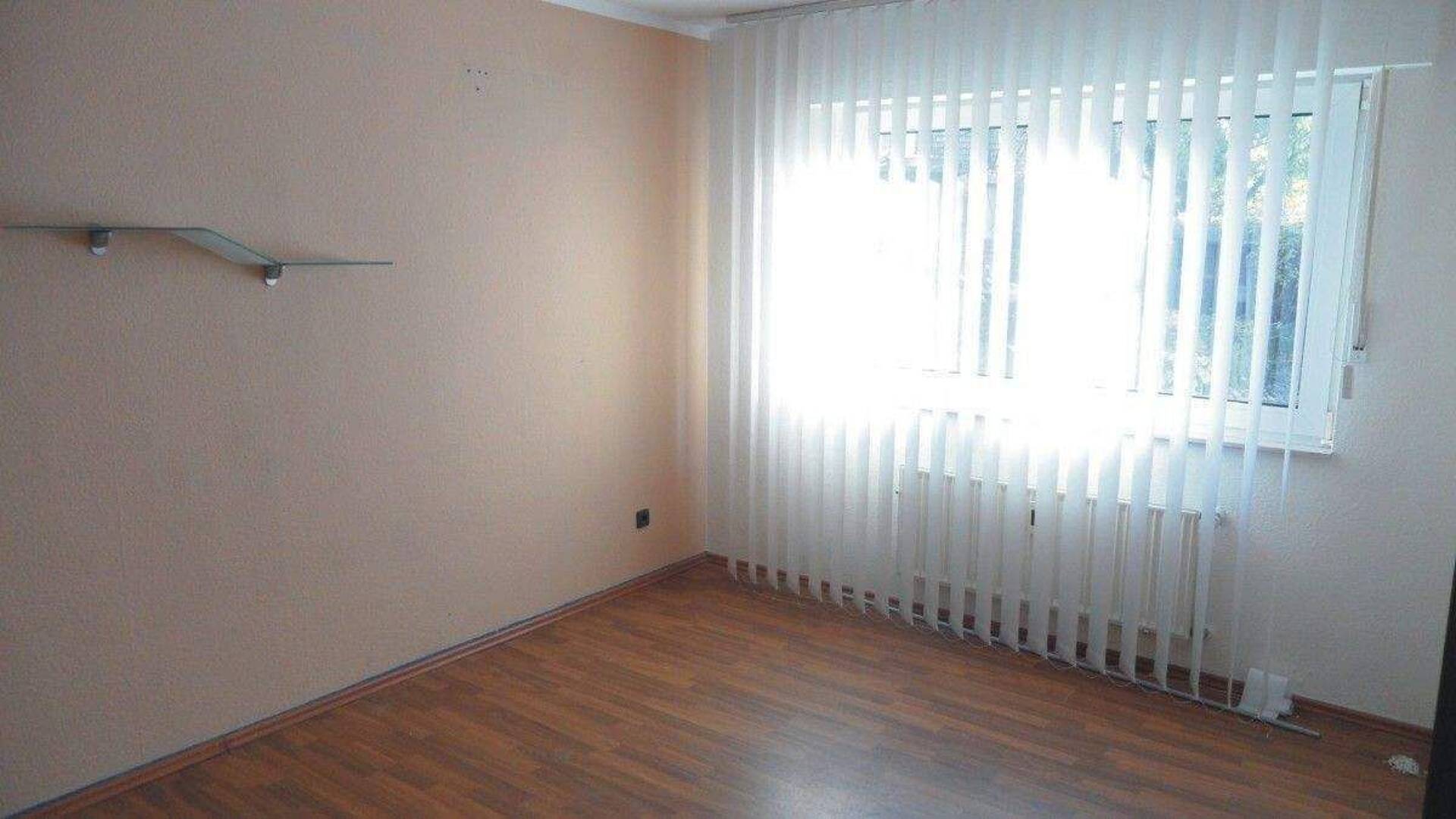 Erdgeschosswohnung in 51147 Köln mit 71 m² kaufen