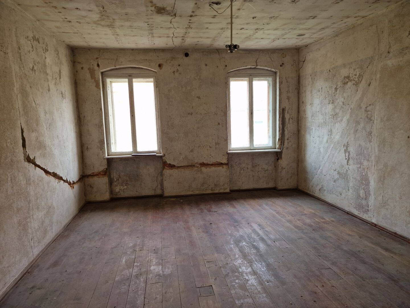 Einzigartiges Denkmal mit Geschichte - ehemaliger Tanzsaal mit großem Entwicklungspotenzial – Meißen – Vorschaubild 5