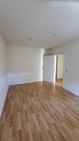 Helle 2-Raum-Wohnung mit Balkon am Stadtrand – 99099 Erfurt – Vorschaubild 6