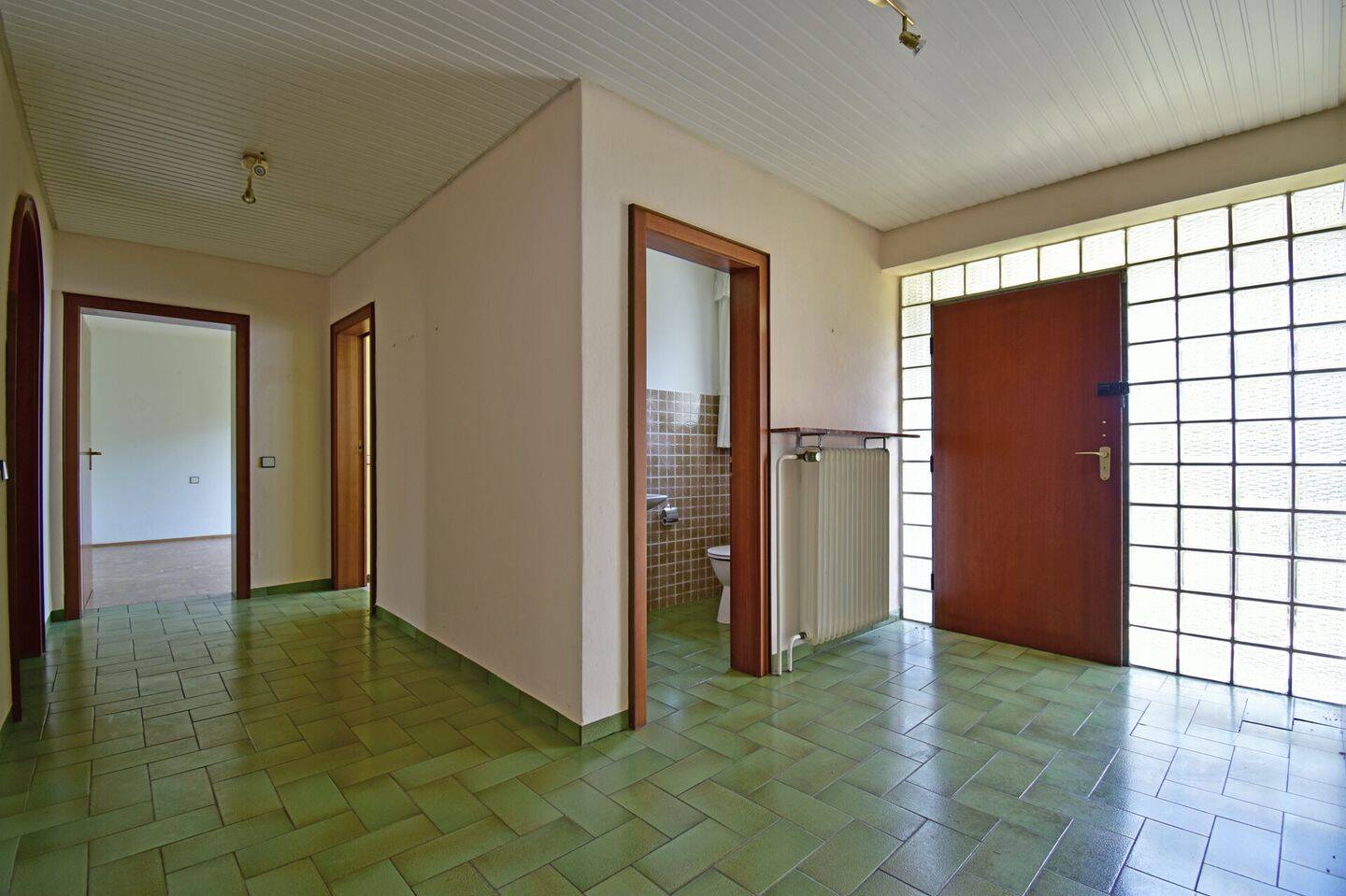 Walmdachbungalow auf 1.264 m² Traumgrundstück in begehrter Lage von Harleshausen – Kassel – Vorschaubild 3