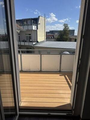 Traumhafte 3-Zimmer-Maisonette mit Balkon und Aufzug in zentraler Lage – 6108 Halle (Saale) – Vorschaubild 4