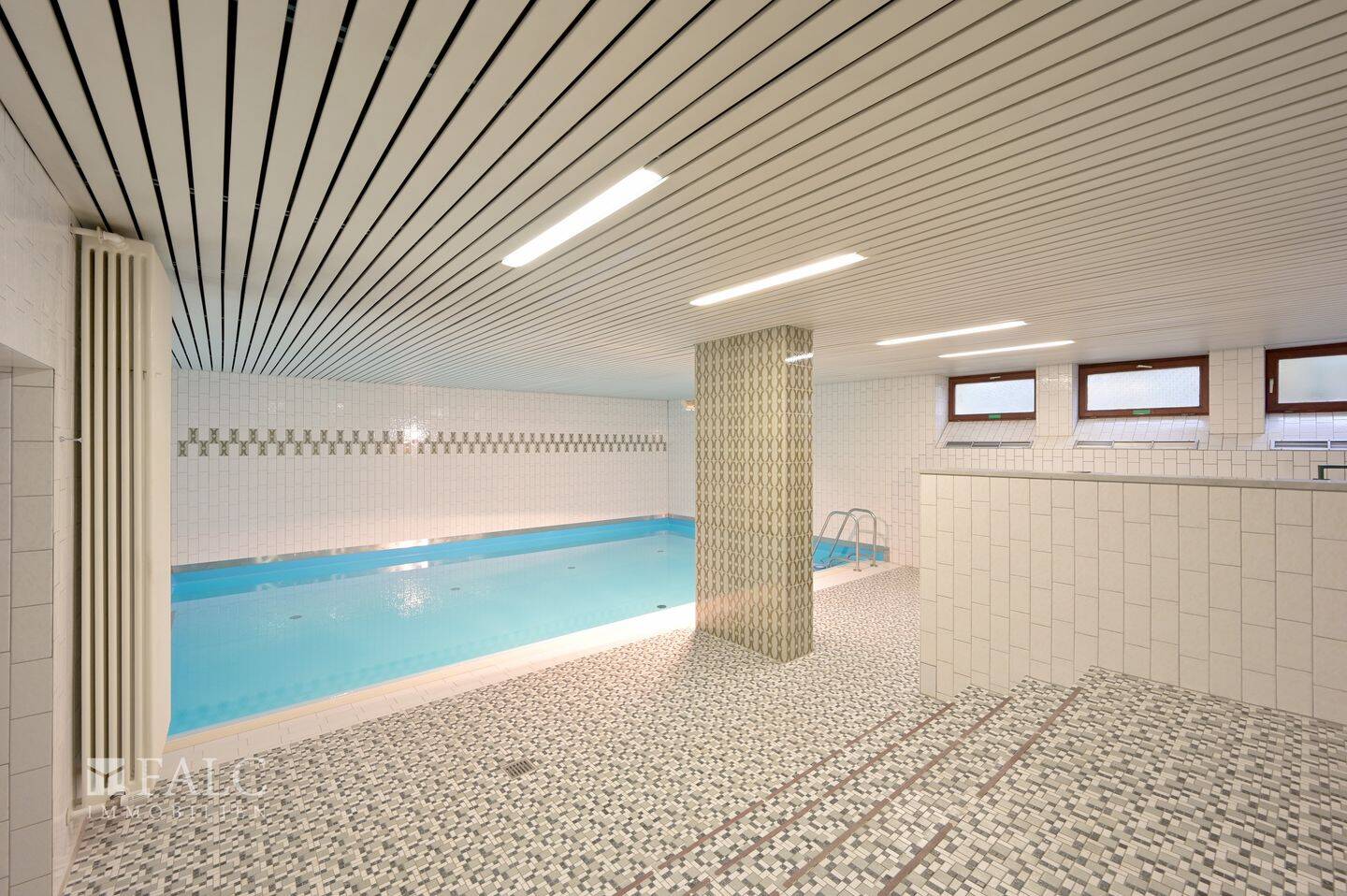 Exklusive Wohnung in ruhiger Lage mit Pool, ideale Raumaufteilung - vielseitig nutzbar & WG geeignet – München – Vorschaubild 9