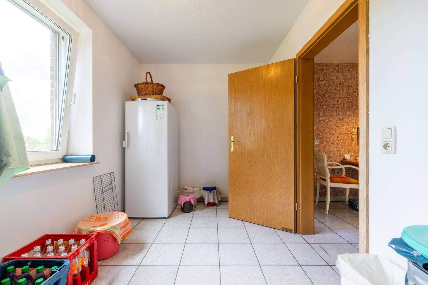 Familienhaus plus Einliegerwohnung auf Traumgrundstück mit 2.354 m² Größe in Hohn – Hohn – Vorschaubild 8