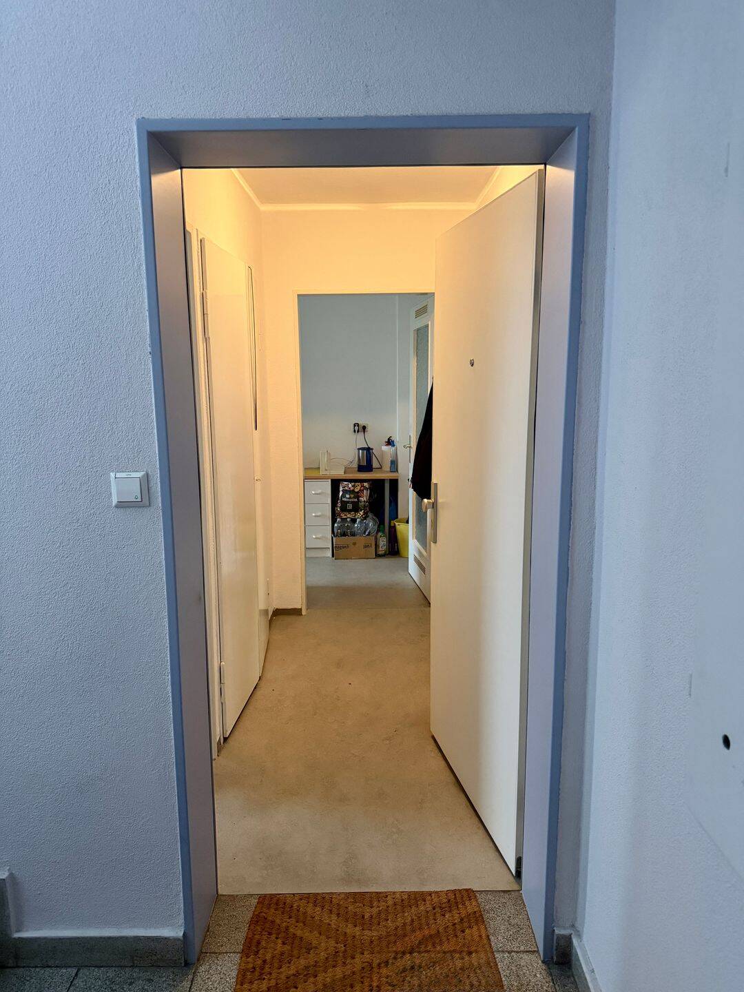 Attraktive 2-Zimmer-Eigentumswohnung mit Balkon, Aufzug und Stellplatz in begehrter Lage von Nürnberg-Wöhrd – Nürnberg – Vorschaubild 5