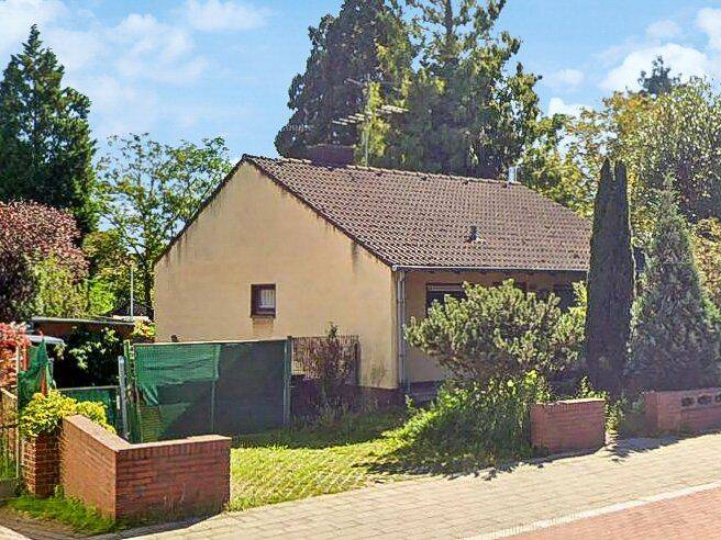 Freistehendes Einfamilienhaus mit großem Garten in Duisburg Rumeln-Kaldenhausen – Duisburg – Vorschaubild 2