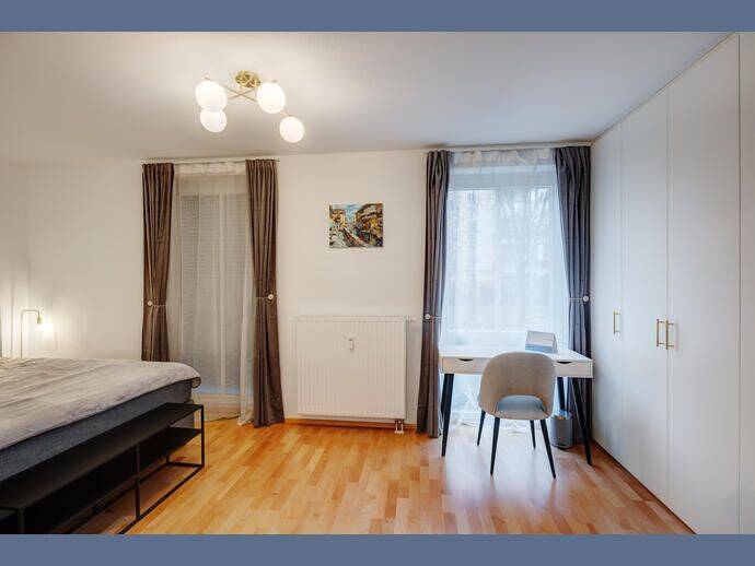Möbliert: Sehr schöne Erdgeschosswohnung mit Loggia – München – Vorschaubild 5