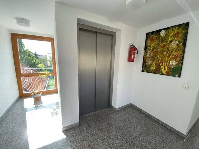 Zentrale 3-Zi.-Wohnung zum Sofortbezug mit Tiefgaragenstellplatz – Dresden – Vorschaubild 7