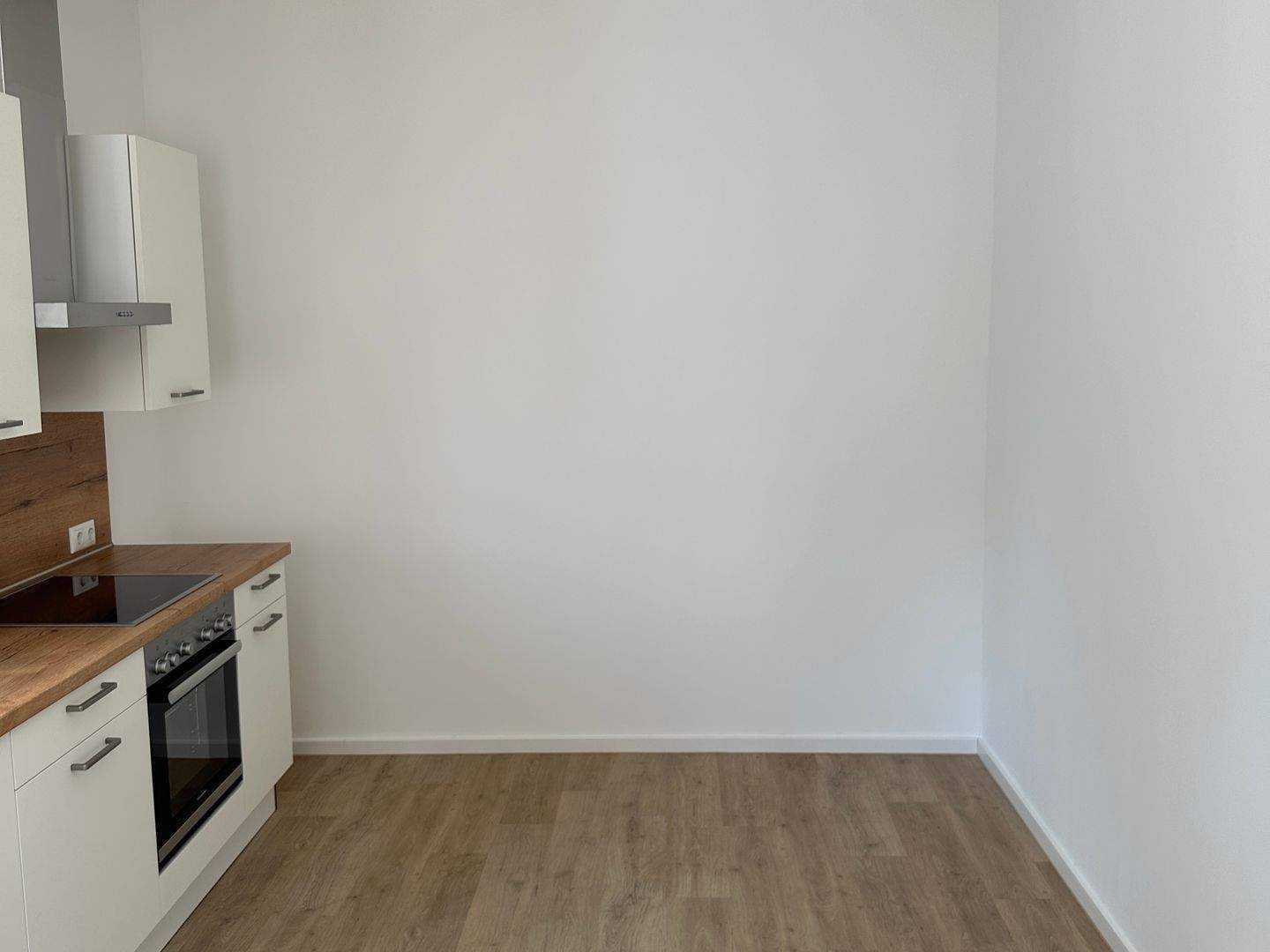 Niedrigenergiehaus Energieklasse A+. Besondere Reihenhäuser mit Gartenanteil in zentraler, guter Lage im Erstbezug! – Bad Bevensen – Vorschaubild 6