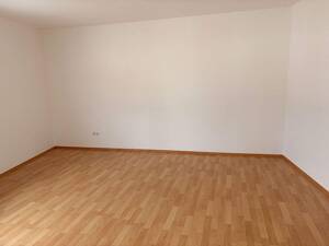 Großzügige, gepflegt 3-Zimmer-Wohnung mit Wintergartenbalkon - auch WG geeignet - Stadtteil Rennweg – 90489 Nürnberg – Vorschaubild 4