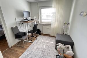 Wohnen mit Ausblick! - Helle 2 ½ bis 3-Zi.-Wohnung! – 70195 Stuttgart – Vorschaubild 4