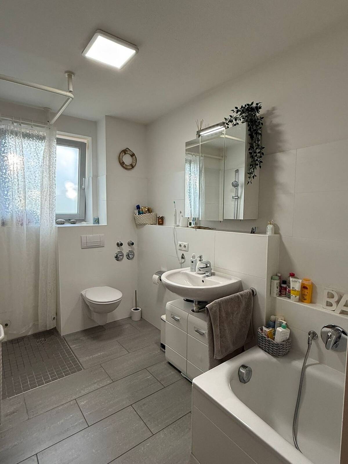 3-Zimmer-Wohnung mit Balkon zentral in Wentorf – 21465 Wentorf bei Hamburg – Bild 1 von 1