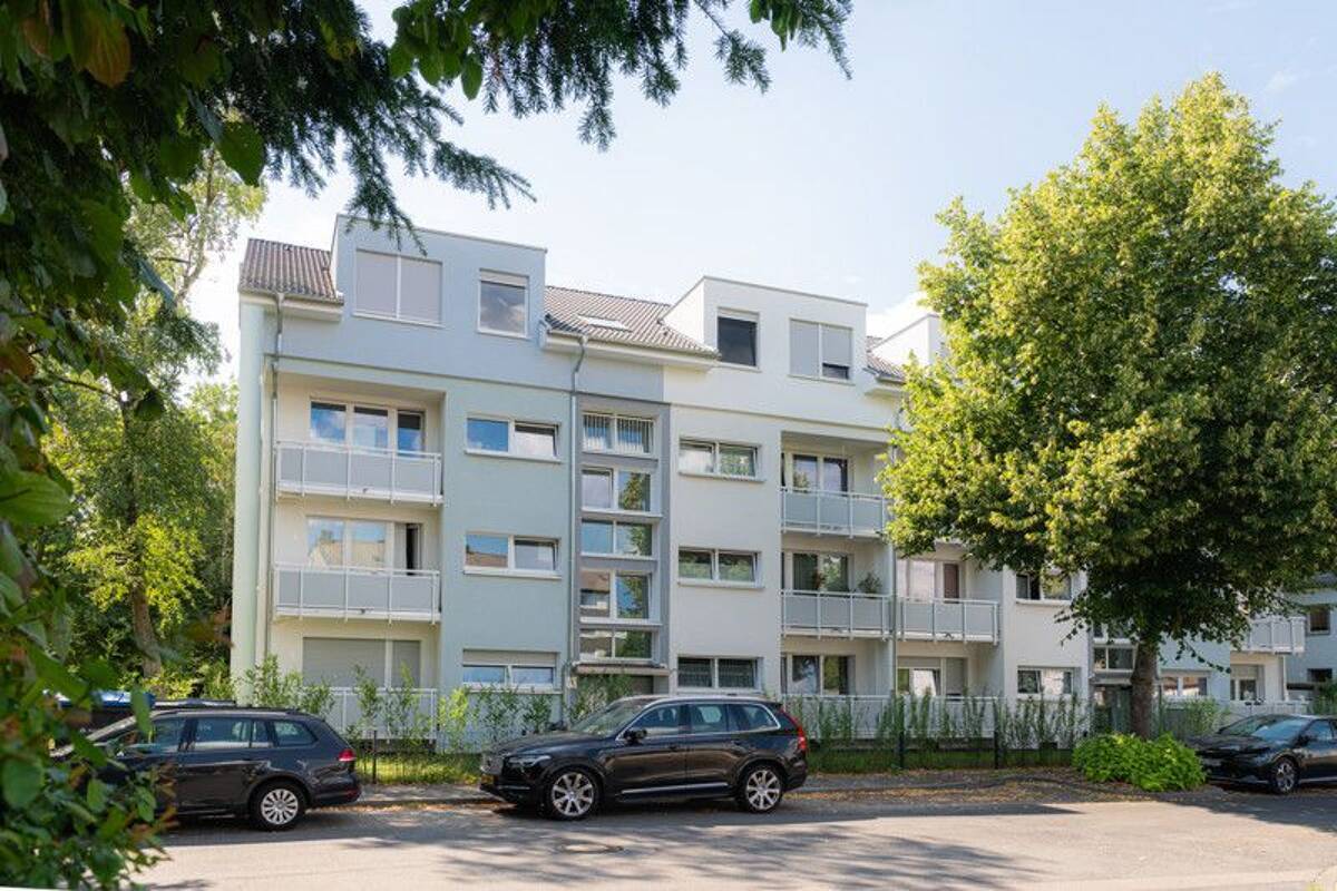 Sanierte 2-Zimmer-Wohnung in modernem Wohnhaus in Wersten – 40591 Düsseldorf – Bild 1 von 9