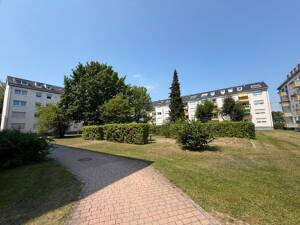 4 Zimmer Wohnung in ruhigem und schönen Wohngebiet