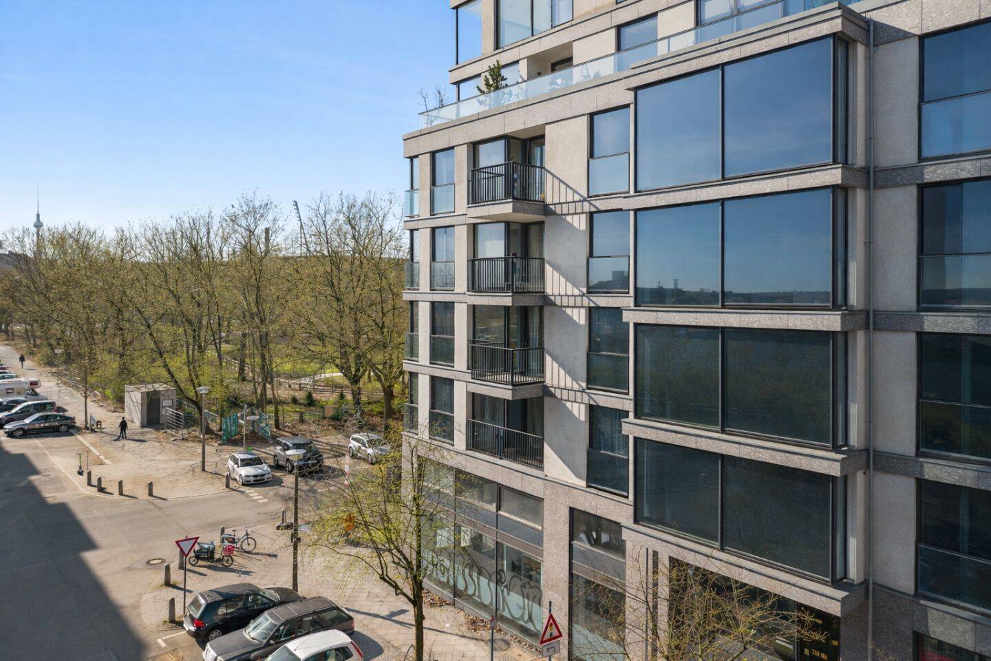 Moderne 2-Zimmer-Wohnung in Toplage im Gleimviertel - bezugsfrei und lichtdurchflutet! – Berlin – Vorschaubild 2