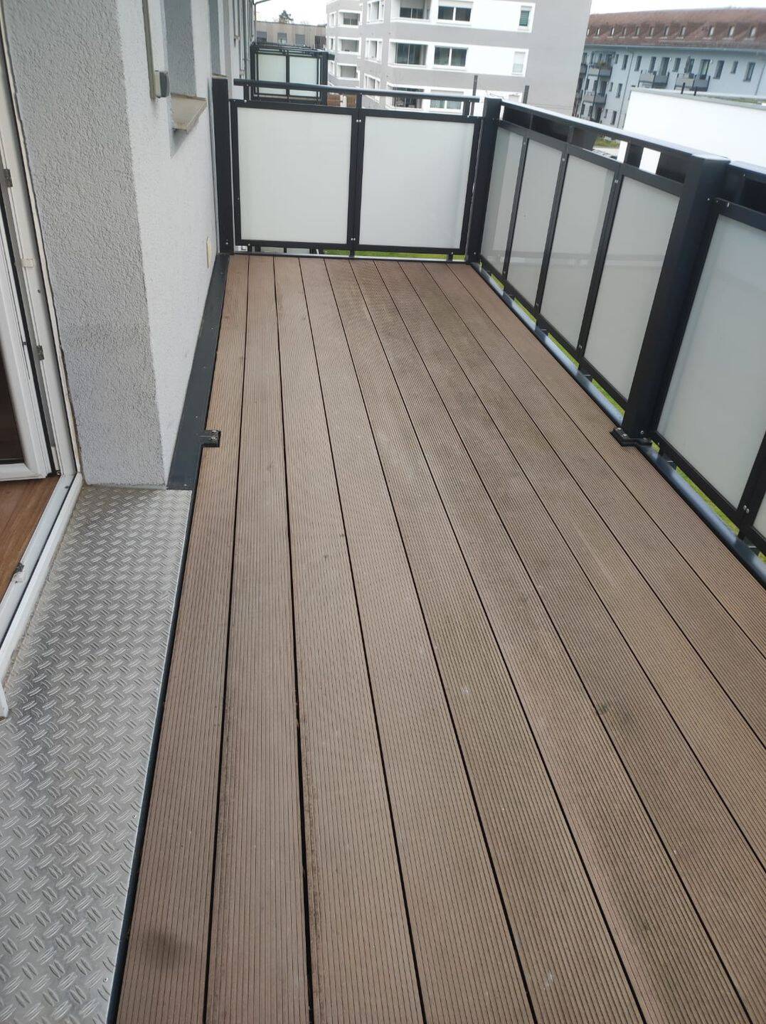 Große 7,5-Zimmer-Wohnung mit offenem Wohnkonzept, Balkon und EBK in Mannheim-Franklin