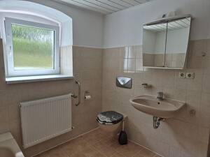 Großzügiges Wohnhaus in ländlicher Umgebung zw. Cham und Roding zum Mieten – 93413 Cham – Vorschaubild 8