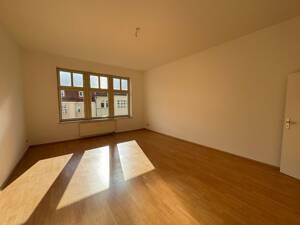 Charmante 3-Zimmer-Wohnung in zentraler Lage mit Balkon – 39104 Magdeburg – Vorschaubild 3
