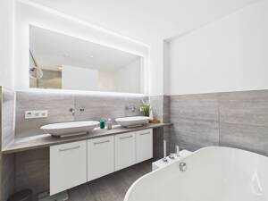 Luxuriöse Innenstadtwohnung mit exklusivem Wohngefühl und Hafen vor der Tür – 26122 Oldenburg – Vorschaubild 9