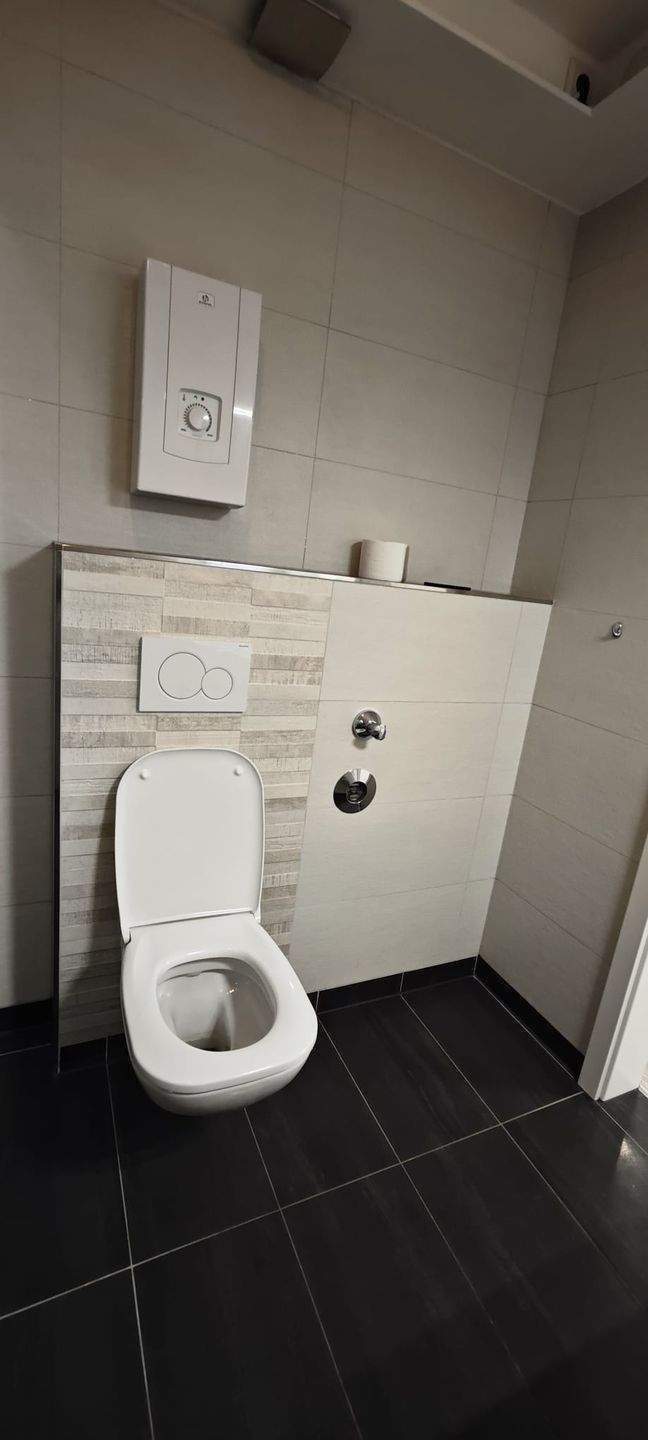 WE 03 - 1 Zimmer Apartment in der Altstadt von Nürnberg. Schön, hell, luxuriös und hochwertig saniert – Nürnberg – Vorschaubild 9