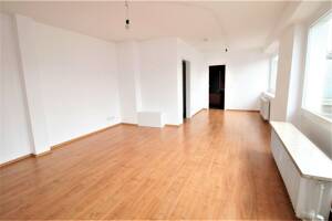 1-Zimmer-ETW mit traumhafter Dachterrasse – 22145 Hamburg – Vorschaubild 2