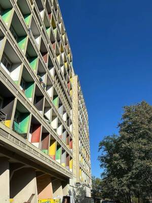 Architektur Ikone, modernes Wohnen frei Maisonette-Whg. mit Aufzuf u. tollem Balkon u. Weitblick in Berlin-Westend – 14055 Berlin – Vorschaubild 3