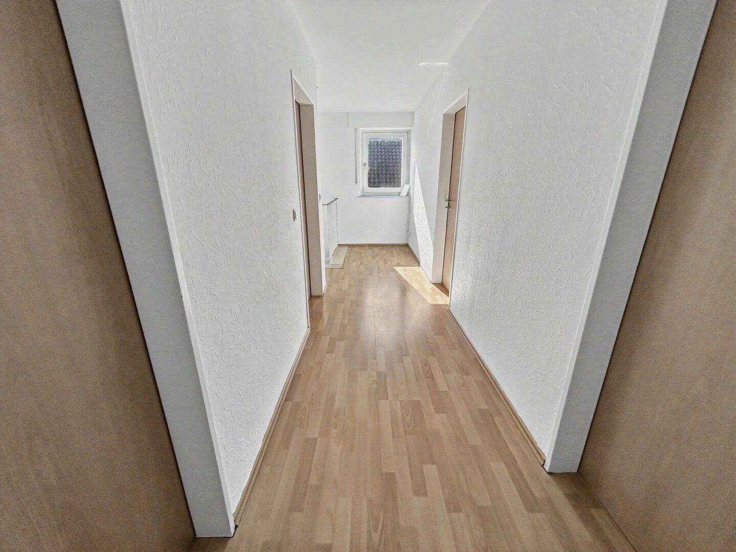 Einziehen und Wohlfühlen - sanierte Doppelhaushälfte in begehrter Lage von Paderborn-Elsen – Paderborn – Vorschaubild 8