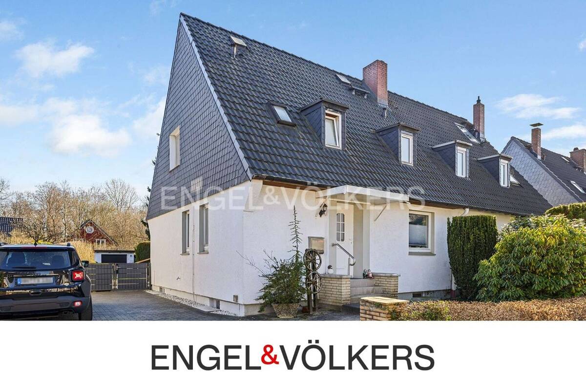 Attraktive Doppelhaushälfte in gewachsener Wohnlage mit Südost-Garten – 22419 Hamburg – Bild 1 von 9