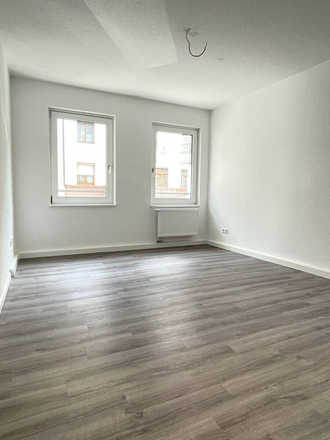 renov. 3 Zi. Familienwohnungen m. 2 Balkonen – Nürnberg – Vorschaubild 5