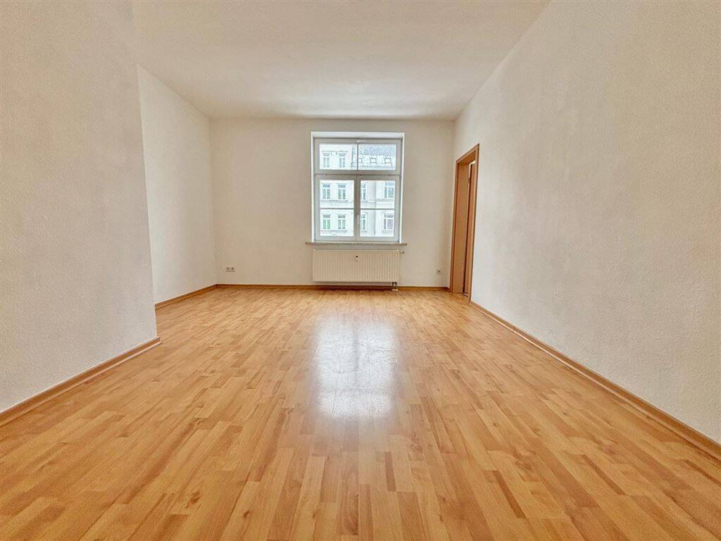 WOHNEN in UNI-Nähe -- WG -- 3-Zi. & Balkon ! – Chemnitz – Vorschaubild 2