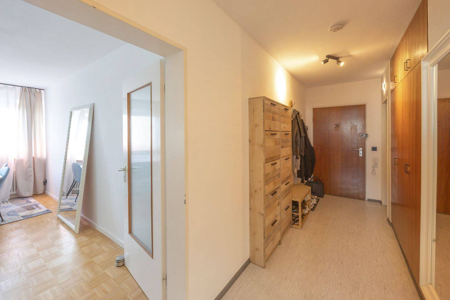 Panorama Tower|3-Zimmer-Wohnung mit Balkon & Tiefgarage (7.OG) – Germering – Vorschaubild 8