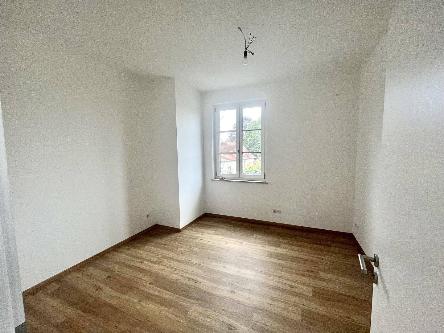 Moderne 3-Zimmer-Wohnung in Ismaning - ideal für Paare, Wohngemeinschaften oder Familien – Ismaning – Vorschaubild 5