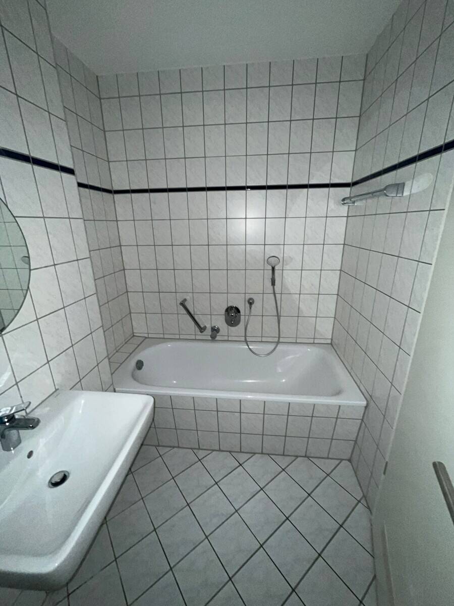ATLAS IMMOBILIEN: 3 Zimmer in ruhiger Lage nähe Zentrum – Erfurt – Vorschaubild 7