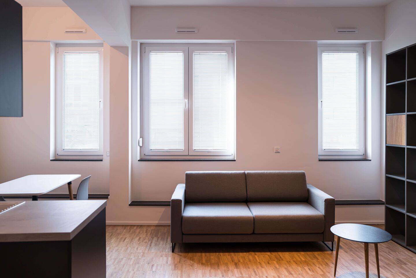 Geräumige 1-Zimmer Wohnung in der Nähe vom Ponttor! Vollmöbliert! Ca. 32 m² – Aachen – Vorschaubild 3
