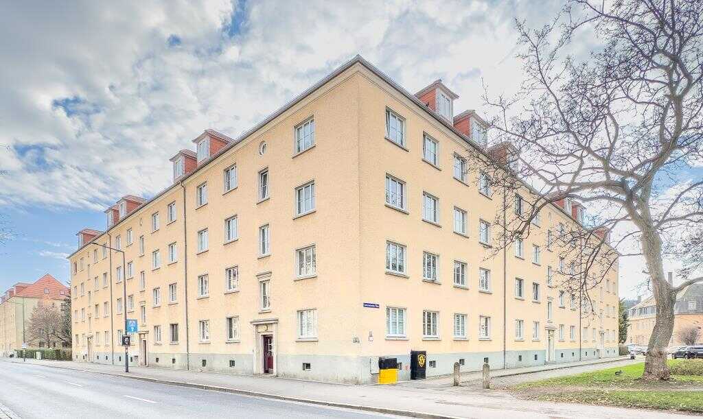 KAPITALANLAGE - 3 ZIMMER DACHGESCHOSSWOHNUNG IN DENKMALOBJEKT - IN BEGEHRTER LAGE - DICHT ELBE