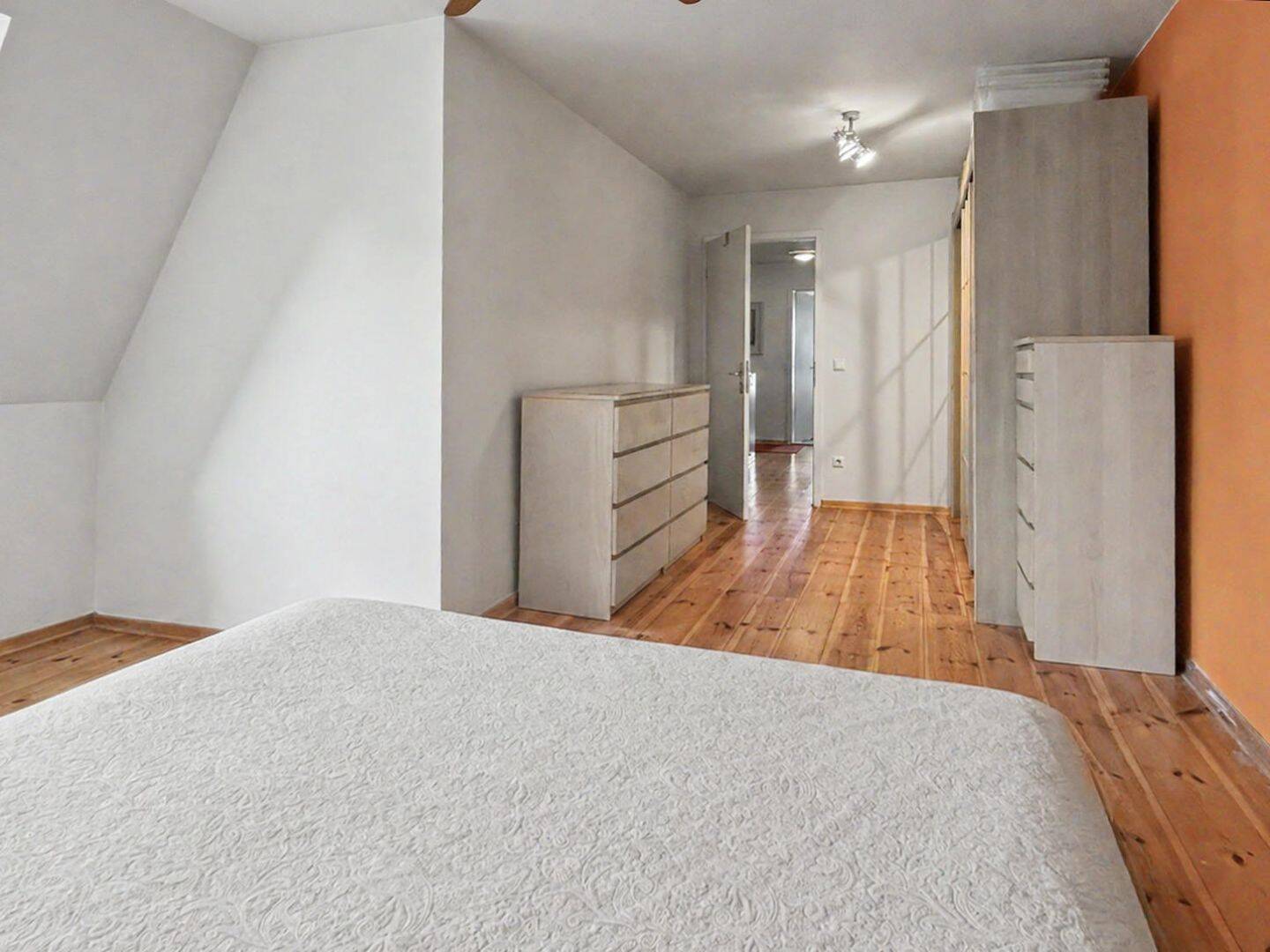 Mit Blick auf die Berliner Skyline - Dachgeschossmaisonette mit zwei Terrassen in Berlin-Mitte – Berlin – Vorschaubild 8