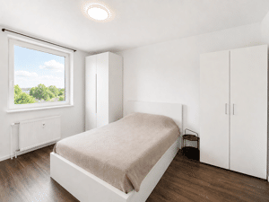 Sonnige 2-Zimmer-Wohnung mit Süd-Balkon, Aufzug und Tiefgaragenplatz – 51377 Leverkusen – Vorschaubild 4