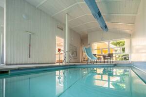 modernisiertes Ferienhaus mit Pool in Strandlage – 23570 Lübeck – Vorschaubild 7