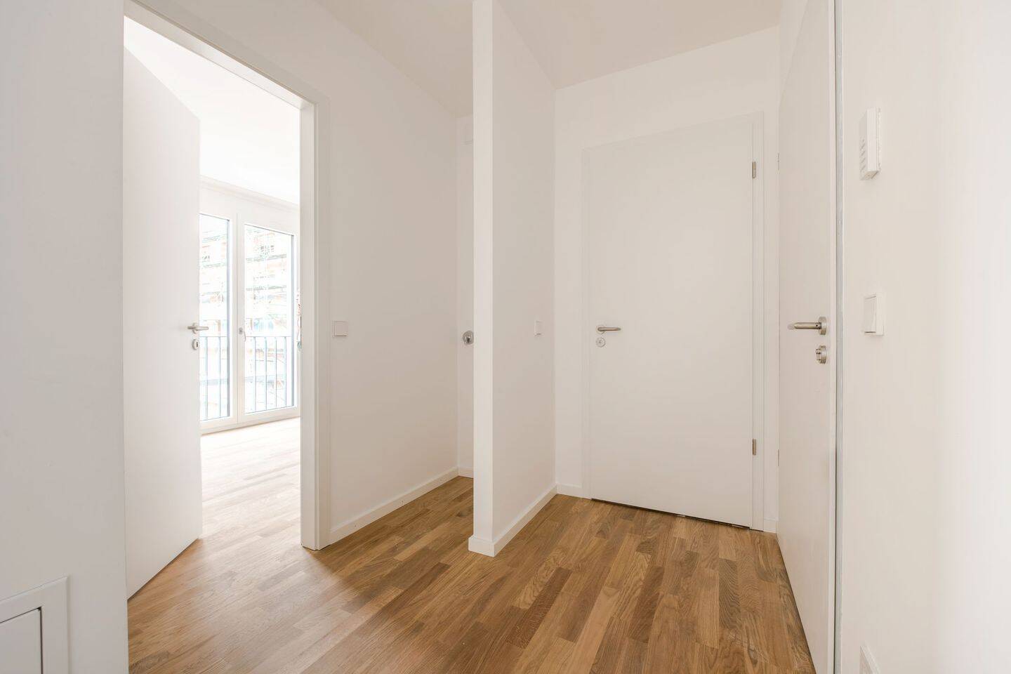 Helle 2-Zimmer-Wohnung mit EBK – München – Vorschaubild 2