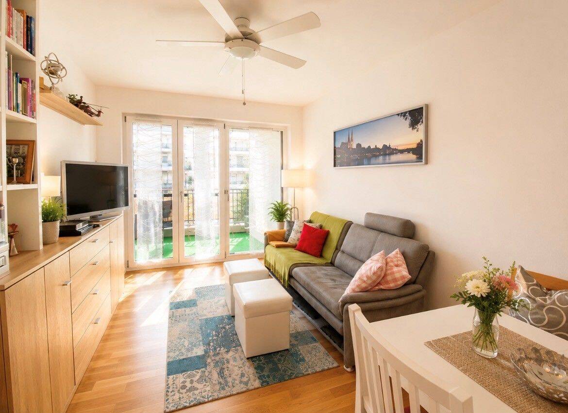 Neuwertige 2 Zimmer Wohnung am beliebten Kunstpark in zentraler Lage von Regensburg – Regensburg – Vorschaubild 2